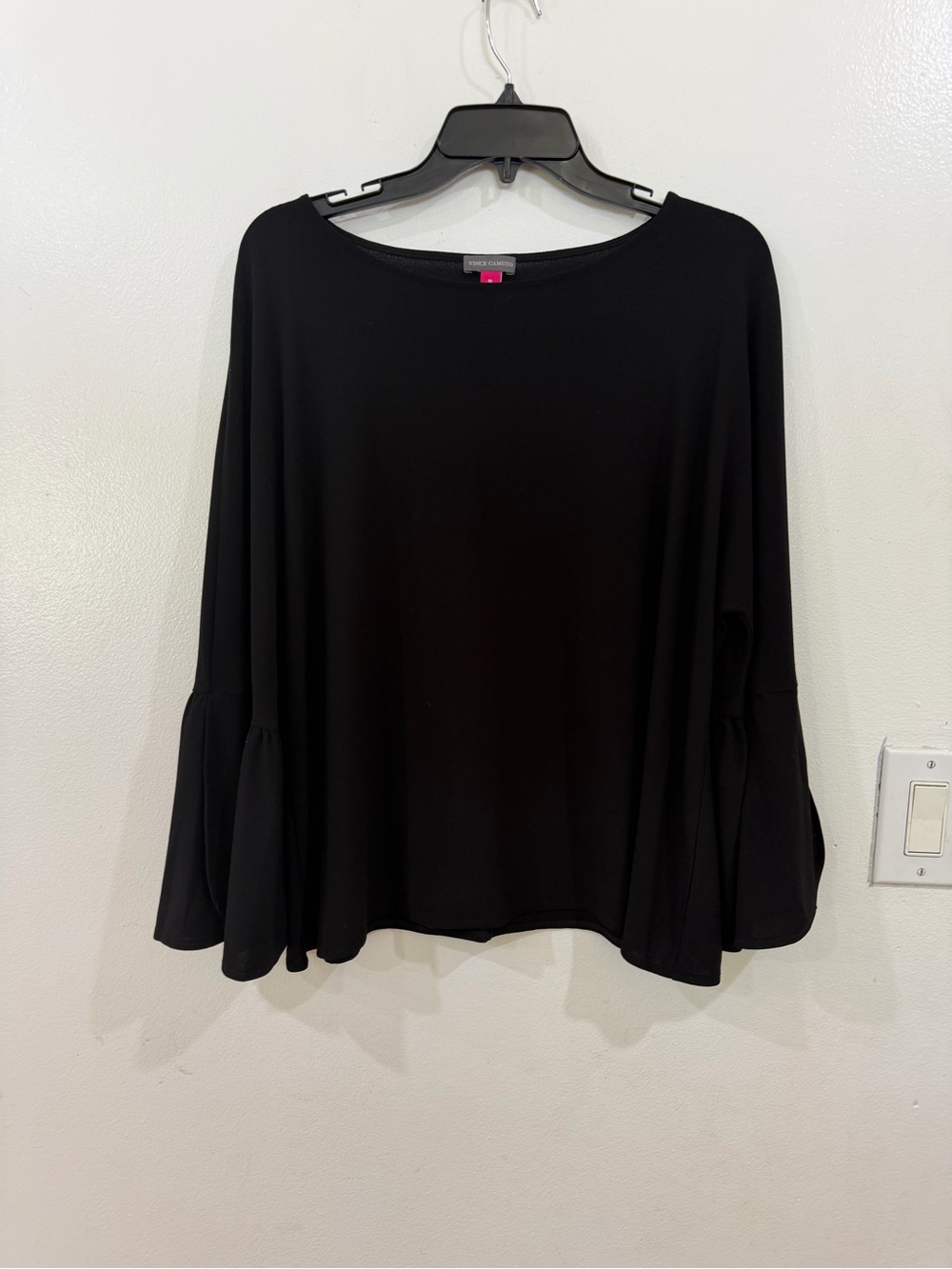 Vince Camuto Black Bell-Sleeve Long Sleeve Top